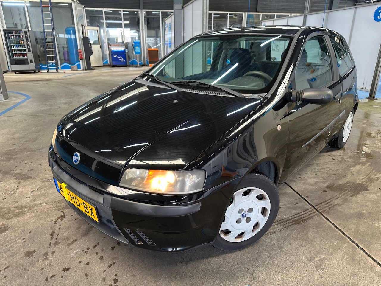 Fiat Punto - AUTOMAAT, 1.2, MET APK TOT 12-06-2026! - AutoWereld.nl