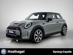 MINI Cooper S - 2.0 Classic Trim | Adaptive Cruise | Camera | Stoelverw. | CarPlay | Navigatie |