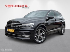 Volkswagen Tiguan - 1.4 TSI 4Motion R-Line Highline Business