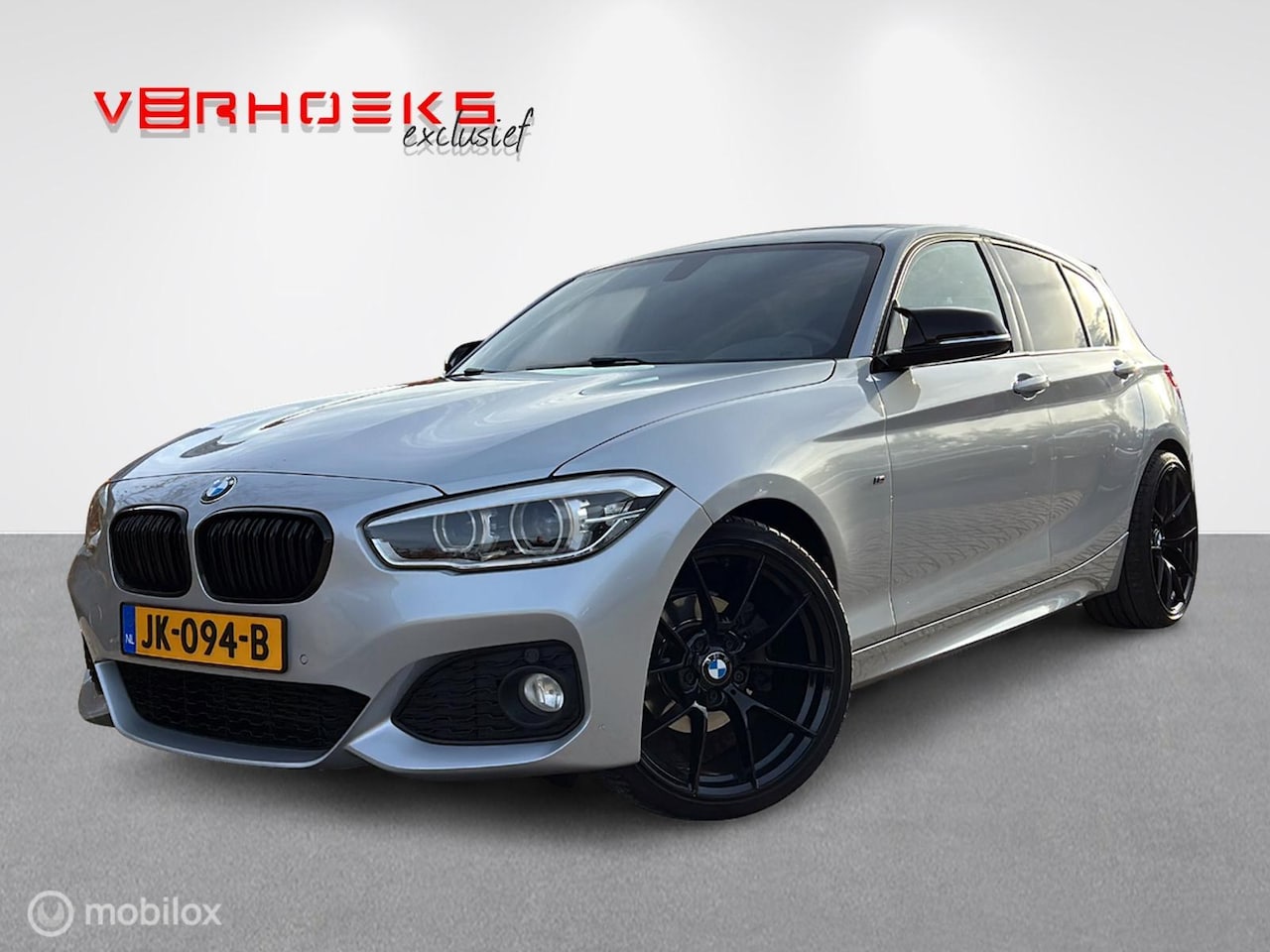 BMW 1-serie - 120i M Sport / Aut. /19" /Schuifdak / Navi / Led - AutoWereld.nl