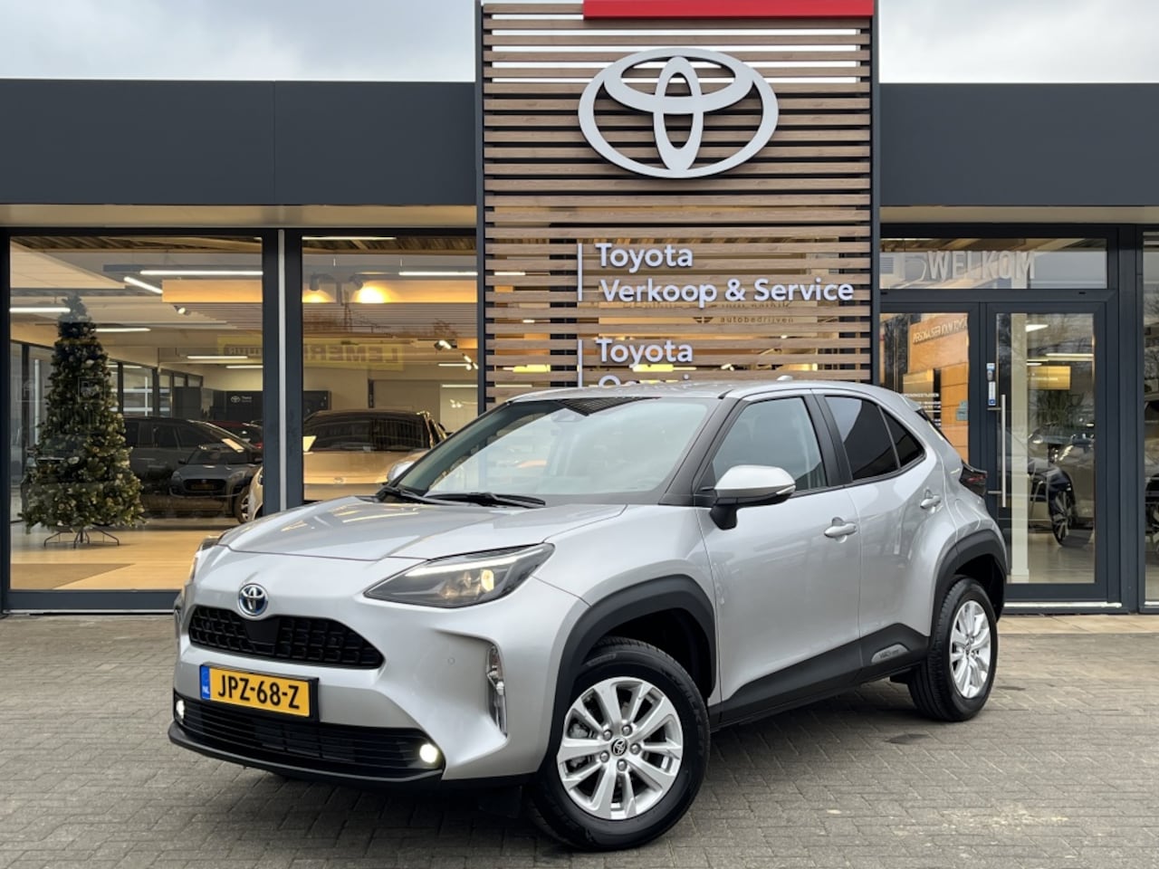 Toyota Yaris Cross - 1.5 Hybrid Active | Parkeersensoren V+A | Carplay - AutoWereld.nl