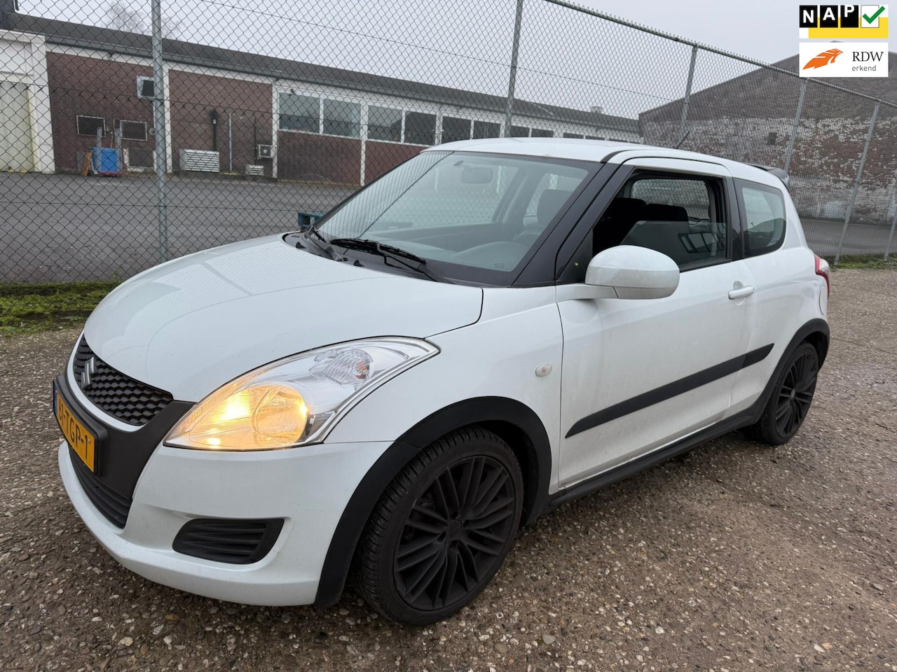 Suzuki Swift - 1.2 Comfort SPORT airco/CRUISE - AutoWereld.nl