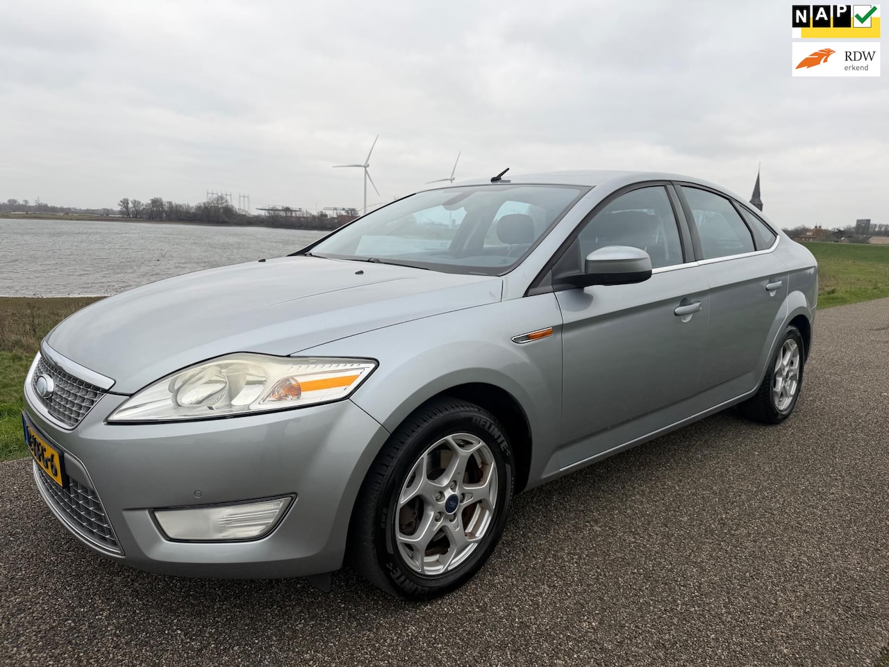 Ford Mondeo - 2.0-16V Limited 2.0-16V Limited - AutoWereld.nl