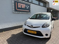 Toyota Aygo - 1.0 VVT-i Now