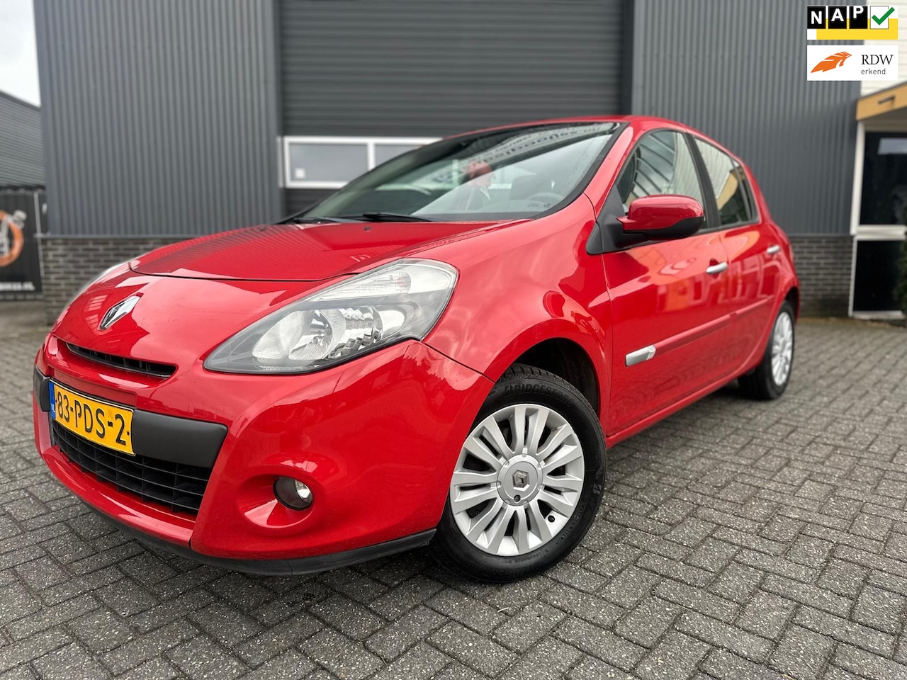 Renault Clio - 1.2 TCe 163DKM/CARPLAY/1JR APK/LM VLGN/ KETTING VERVANGEN - AutoWereld.nl