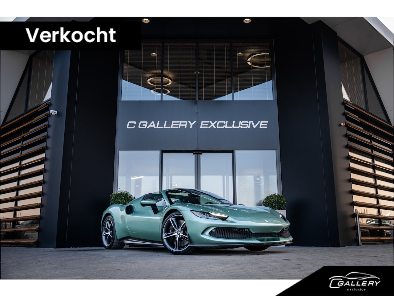 Ferrari 296 GTS - 3.0 V6 - Verde Francesca | Spyder l 830PK! l Race Display l Racing Seats | Carbon - AutoWereld.nl