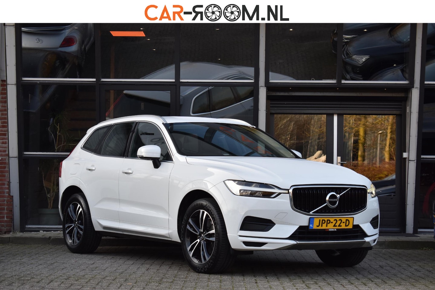 Volvo XC60 - 2.0 B5 Inscription Lane AUT Trekhaak - AutoWereld.nl