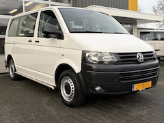 Volkswagen Transporter Kombi - 2.0 TDI L1H1 140pk DSG Automaat Btw en bpm vrij 9 persoons Trekhaak Airco Cruisecontrole e