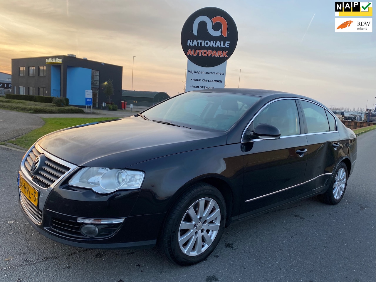 Volkswagen Passat - 2009 * 1.4 TSI Comfortline * AUTOMAAT * LMV * ELEC. RAMEN * AIRCO - AutoWereld.nl