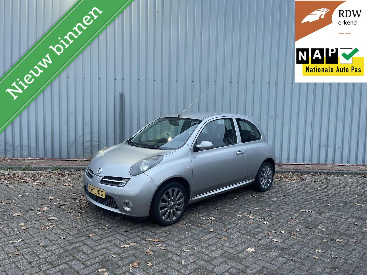 Nissan Micra - 1.6 160SR 130DKM | NAP | KEYLESS | SPORT | AIRC - AutoWereld.nl