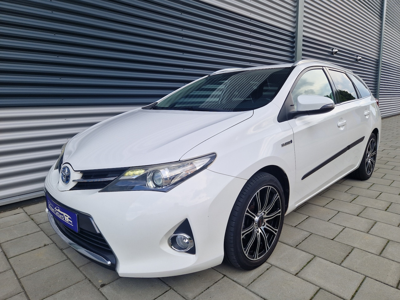 Toyota Auris - 1.8 Hybrid Lease Top 5 editie NAP clima navigatie dealer onderhouden - AutoWereld.nl