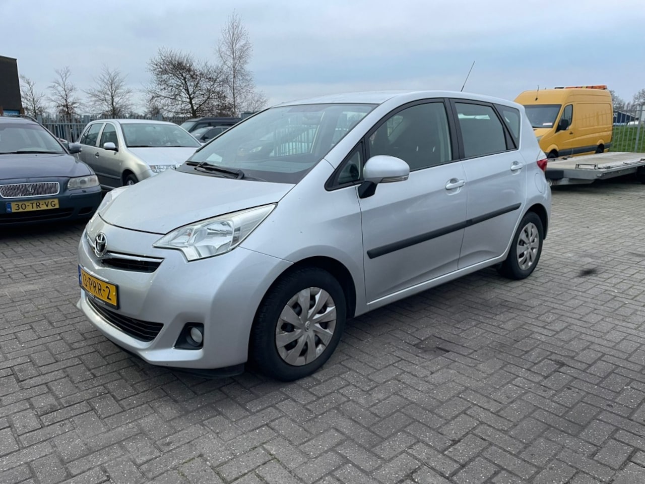 Toyota Verso S - 1.3 VVT-i Clima| Schade!| Export - AutoWereld.nl