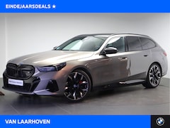 BMW i5 Touring - M60 xDrive / Panoramadak / Adaptief M Onderstel Professional / Stoelventilatie / Bowers &