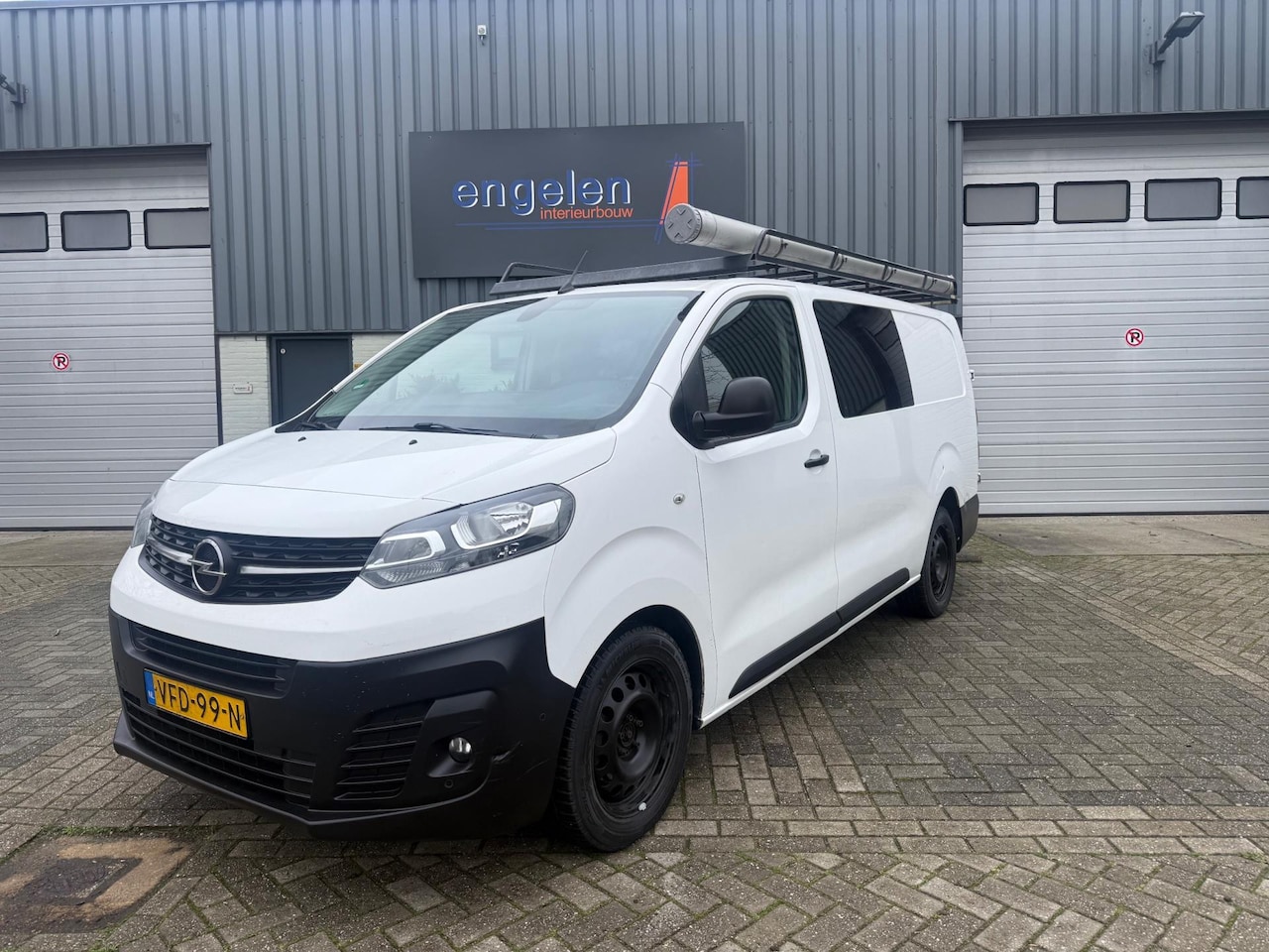 Opel Vivaro - 2.0 CDTI L3H1 DC Edition 2020 - AutoWereld.nl
