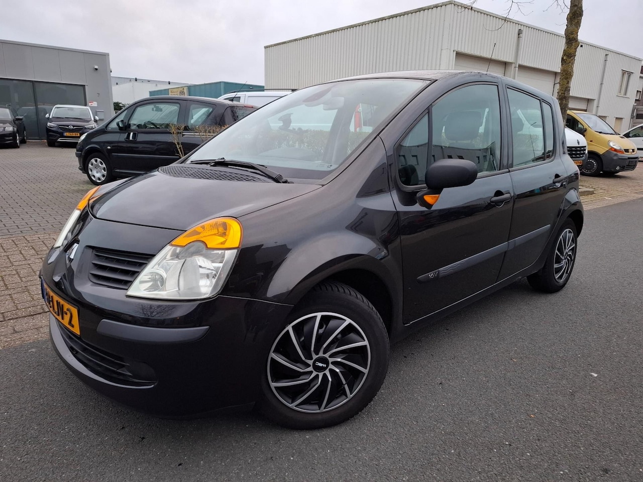 Renault Modus - 1.2-16V Authentique AIRCO/ELEKTRISCHE RAMEN - AutoWereld.nl