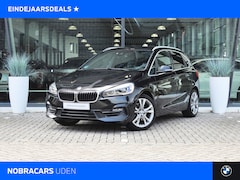 BMW 2-serie Active Tourer - 218i High Executive Sport Line Automaat / Sportstoelen / Achteruitrijcamera / Head-Up / LE