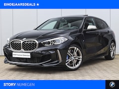 BMW 1-serie - M135i xDrive High Executive Automaat / Panoramadak / Active Cruise Control / Comfort Acces