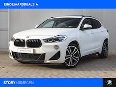 BMW X2 - sDrive18i M Sport Automaat / Panoramadak / Trekhaak / Sportstoelen / Comfort Access / LED