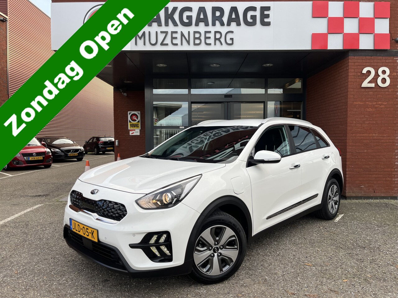 Kia Niro - 1.6 GDi PHEV DynamicLine // LED // APPLE CARPLAY / ANDROID AUTO // PDC V+A // CAMERA // AD - AutoWereld.nl