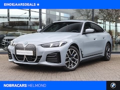 BMW i4 - eDrive35 M Sport / Schuif-kanteldak / Achteruitrijcamera / Comfort Access / Live Cockpit P