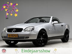 Mercedes-Benz SLK-klasse - 200/ 17'' LMV/ Stuurbekr./ Elek. Kap/ Radio-CD/ Elek. pakket/ Armsteun/ LEDER. Stuur/ Mist
