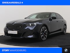 BMW i5 - M60 xDrive M Sport / Panoramadak / Trekhaak / Adaptief onderstel professional / Stoelventi