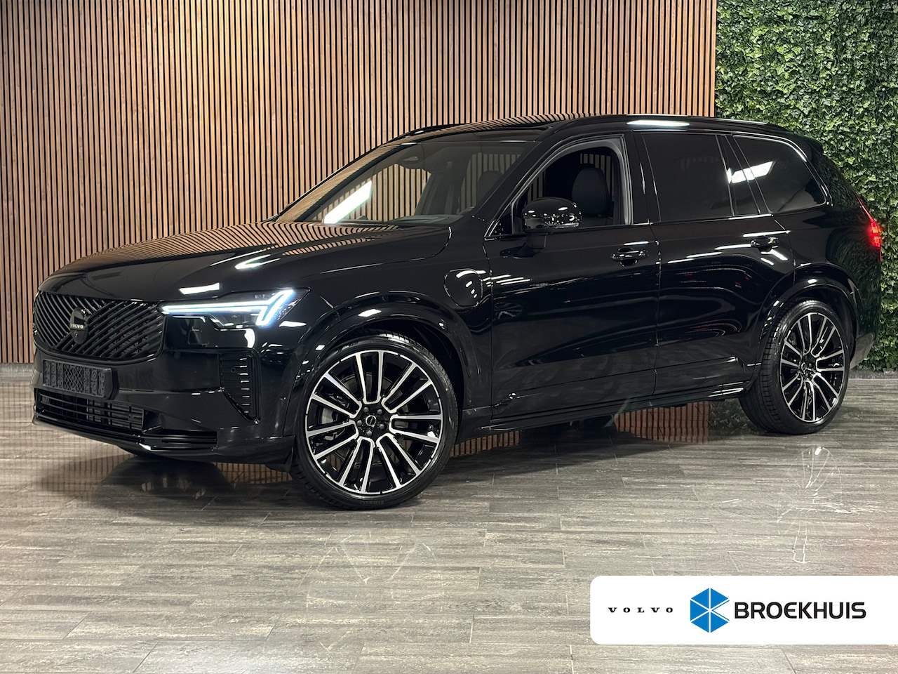Volvo XC90 - T8 AWD Recharge Ultra Black Edition Executive Full Option! | Bowers & Wilkins | Luchtverin - AutoWereld.nl