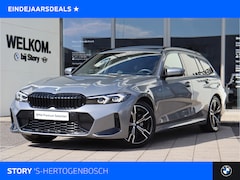 BMW 3-serie Touring - 318i M Sport Automaat / Panoramadak / Trekhaak / Sportstoelen / Achteruitrijcamera / Comfo