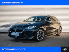 BMW 1-serie - 120 M Sport Automaat / Sportstoelen / Achteruitrijcamera / M Adaptief onderstel / Stuurver
