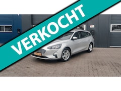 Ford Focus Wagon - 1.0 EcoBoost Hybrid Trend Business cruise-camera-pdc-carplay-navi