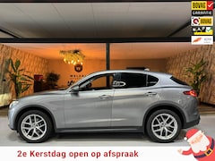 Alfa Romeo Stelvio - 2.0 Turbo First Edition Garantie Memory StuurVW StoelVW Camera Elek Achterklep Leder Cruis
