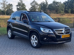 Volkswagen Tiguan - 2.0 TSI Track&Field 4Motion-Automaat-Pano-APK