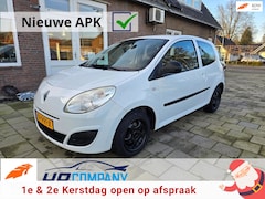 Renault Twingo - 1.2 Acces | Nieuwe APK