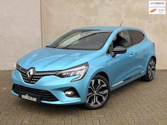 Renault Clio - 1.3 TCe Intens 17'' LED Leder CarPlay Camera Keyless