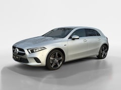 Mercedes-Benz A-klasse - 250 e I LED I Widescreen I Half-leder I Keyless