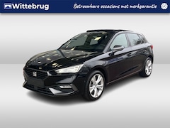 SEAT Leon - 1.4 TSI 204pk DSG eHybrid PHEV FR Business Intense / Panorama dak / 17'' LMV / Led matrix