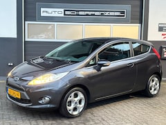 Ford Fiesta - 1.4 16V Titanium | 100 dkm | AIRCO I AUX | NL AUTO