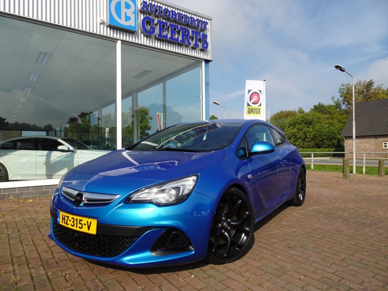 Opel Astra - 2.0 Turbo OPC Camera/Schaalstoelen/Apple carplay - AutoWereld.nl