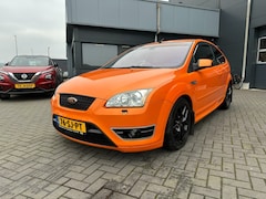 Ford Focus - 2.5-20V ST Navigatie Leder 226 PK