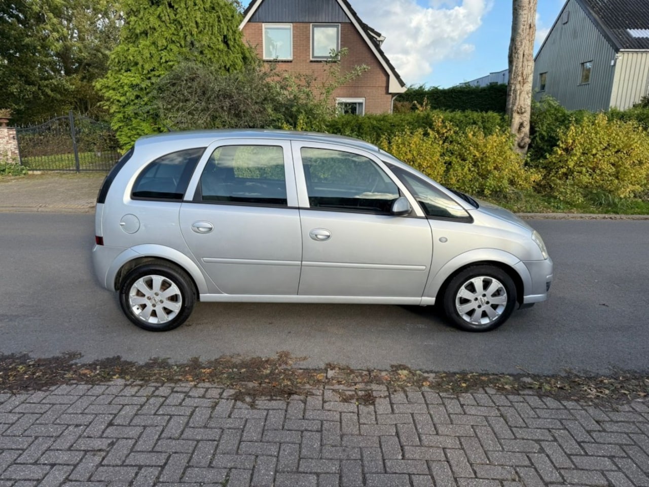 Opel Meriva - 1.6-16V Temptation*automaat*Airco*cruise*lichtmetaal*NAP* - AutoWereld.nl