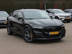Ford Mustang Mach-E - RWD 75 kWh / Trekhaak / 360Camera / Leder / 18'' / Keyless / DAB / B&O / Stoelverwarming /