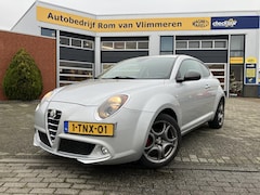 Alfa Romeo MiTo - 0.9 TwinAir Esclusivo | Nieuwe distributieketting | Zwart lederen bekleding |