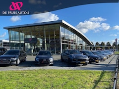 BMW X1 - sDrive20i High Executive M-Sport Panodak Trekhaak Xenon 19inch Navigatie Leer Stoelverwarm