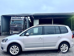 Volkswagen Touran - VAN 1.6 TDI 105pk 7-Traps dsg aut Comf - nap - clima - cruise - trekh - lmv - privacy glas