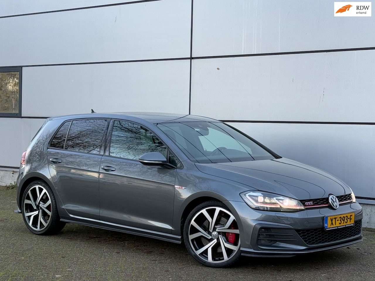 Volkswagen Golf - 2.0 TSI GTI Performance Virtual |Camera |Sfeer |CarPlay |Stoelverw |Nap |Boekjes - AutoWereld.nl