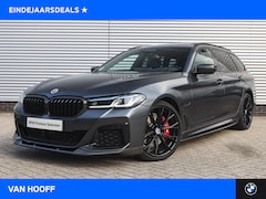 BMW 5-serie Touring - 530e High Executive M Sport Automaat / Panoramadak / Trekhaak / Sportstoelen / Laserlight