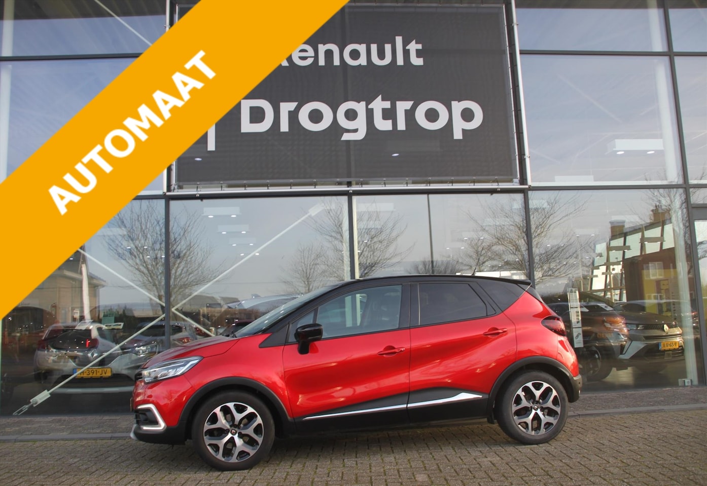 Renault Captur - 150PK-INTENS-AUTOM-93DKM-GLASDAK-CAMERA-TREKH- - AutoWereld.nl