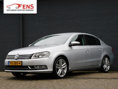 Volkswagen Passat - 1.8 TSI Highline NAVI STOELVERWARMING LEER CRUISE TREKHAAK LM VELGEN