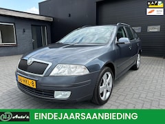 Skoda Octavia Combi - 1.6 FSI TOUR + AIRCO + APK-01-2027'
