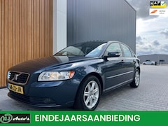 Volvo S40 - 2.0D EDITION II + BJ08 + AIRCO + NAVI + LEDER